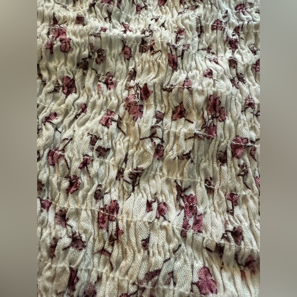 Floral Ruffled Tank Top - Picture 3 of 8